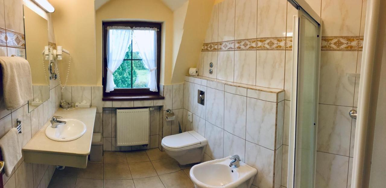Hetkuti Wellness Hotel Mór المظهر الخارجي الصورة