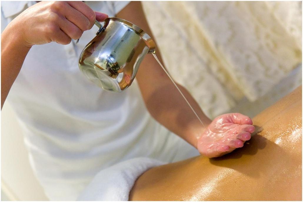 Hetkuti Wellness Hotel Mór المظهر الخارجي الصورة